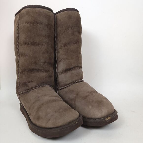 UGG Australia Women’s Classic Tall Boots Brown Suede Sheepskin Winter Size 8W - Picture 12 of 12